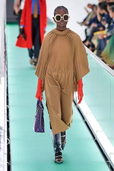 Look 20